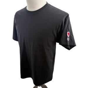 Champion Men Black Tee Shirt Bleeding Heart Graphic Size Medium NEW